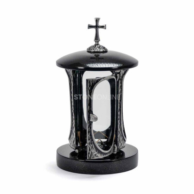 Lampion nagrobny LALUMCROSSSILVER StoneOnline – srebrny korpus i krzyż.
