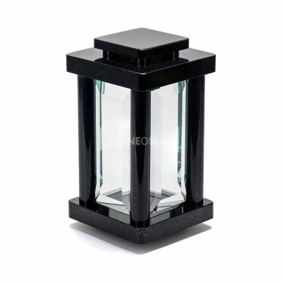 Lampka granitowa LSTYLE – lampion nagrobny z toczonymi elementami.