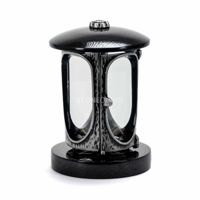 Lampion na cmentarz ze srebrnym korpusem i rozetą StoneOnline – solidna lampka granitowa.