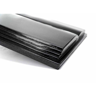 Książka granitowa na cmentarz FINEST – dekoracyjna tablica nagrobna z granitu.